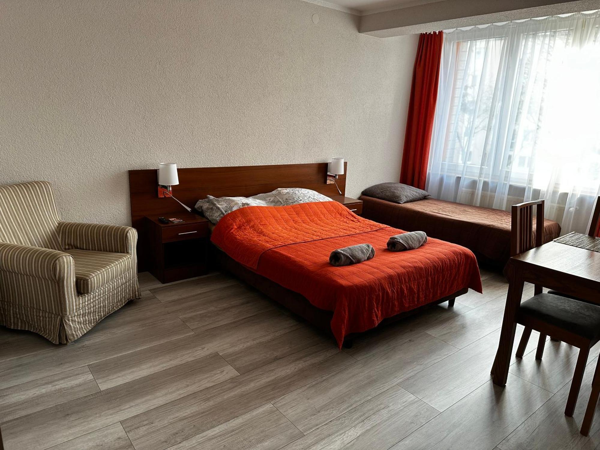 Kompleks Apartament-Serwis كراكوفيا المظهر الخارجي الصورة